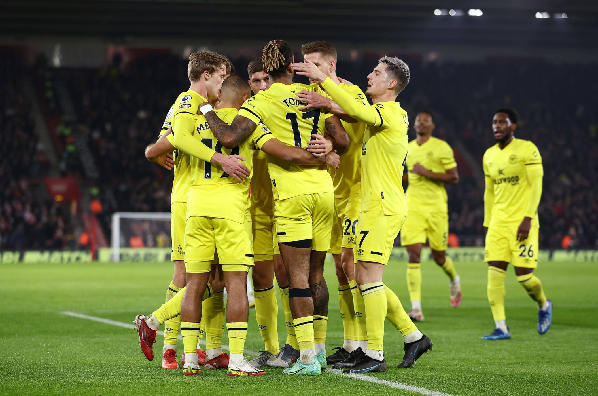 缺乏事实逻 缺乏事实逻